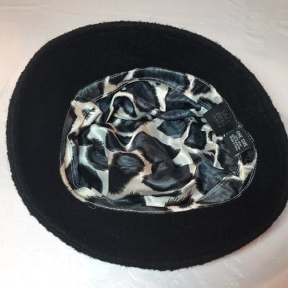 Vintage Saks Fifth Ave Black Wool Hat